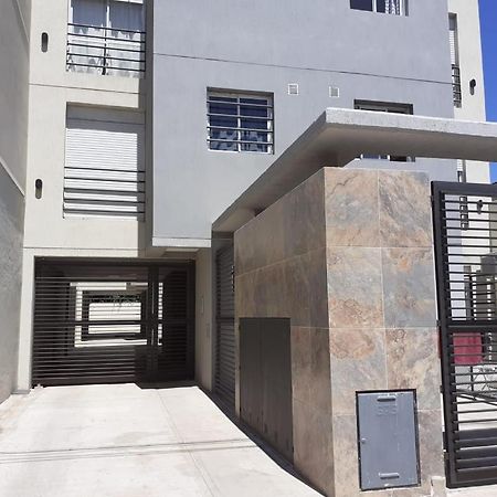 Apartamento Departamento Witcomb Con Estacionamiento Bahía Blanca Exterior foto
